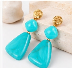 Pendientes en turquesa o beige