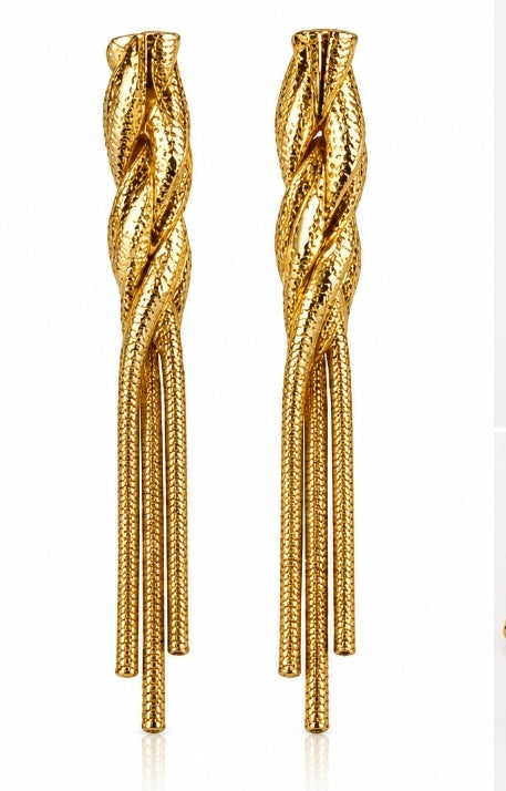 Pendiente Dorado Statement
