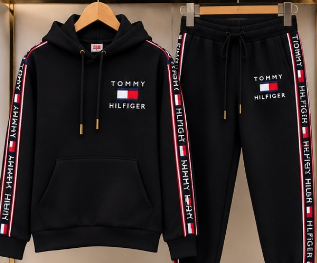 Lote de 20 Conjuntos Deportivos Unisex — Sudadera con Capucha y Pantalón de Chándal
