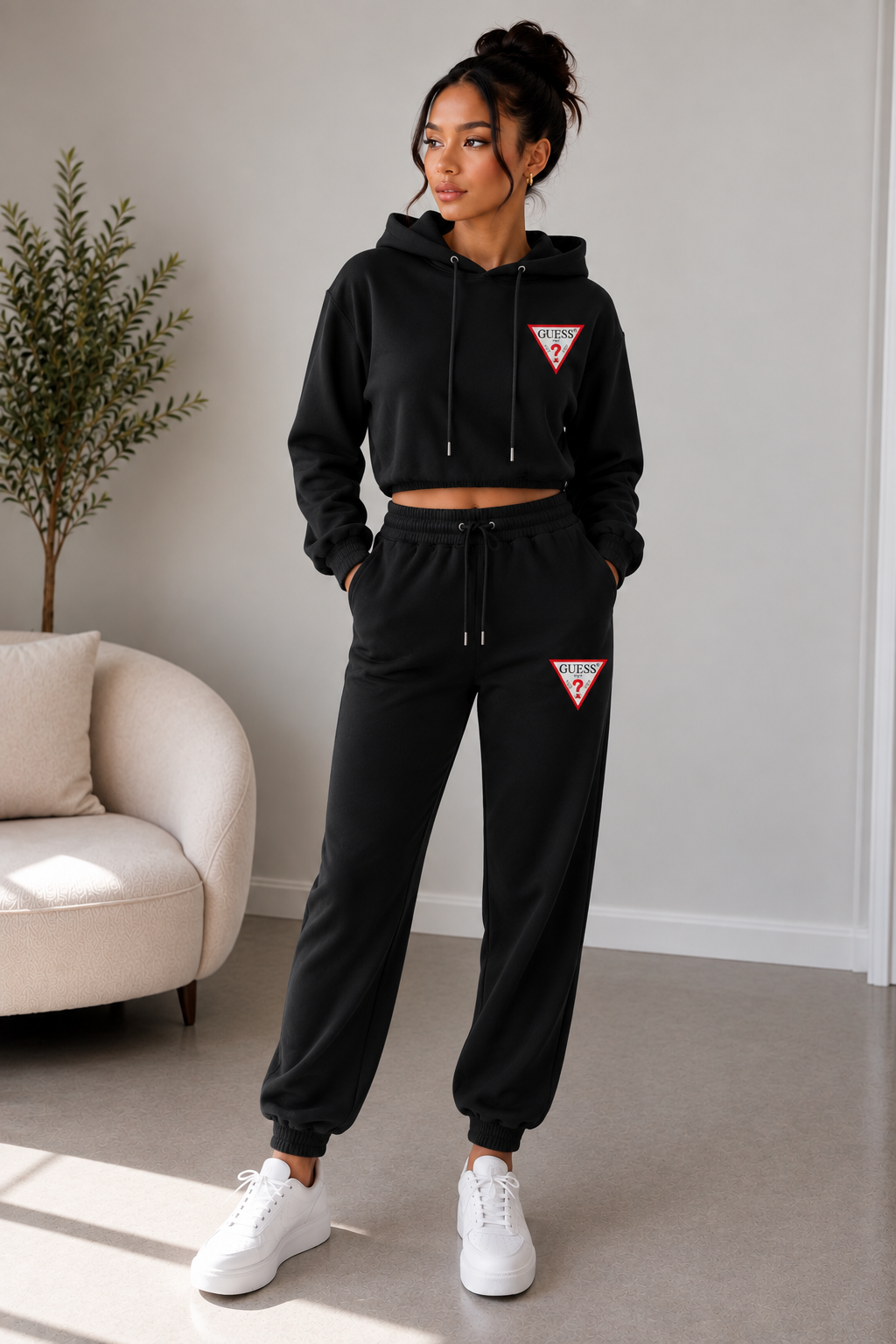 Conjunto Guess mujer sudadera y jogger algodón