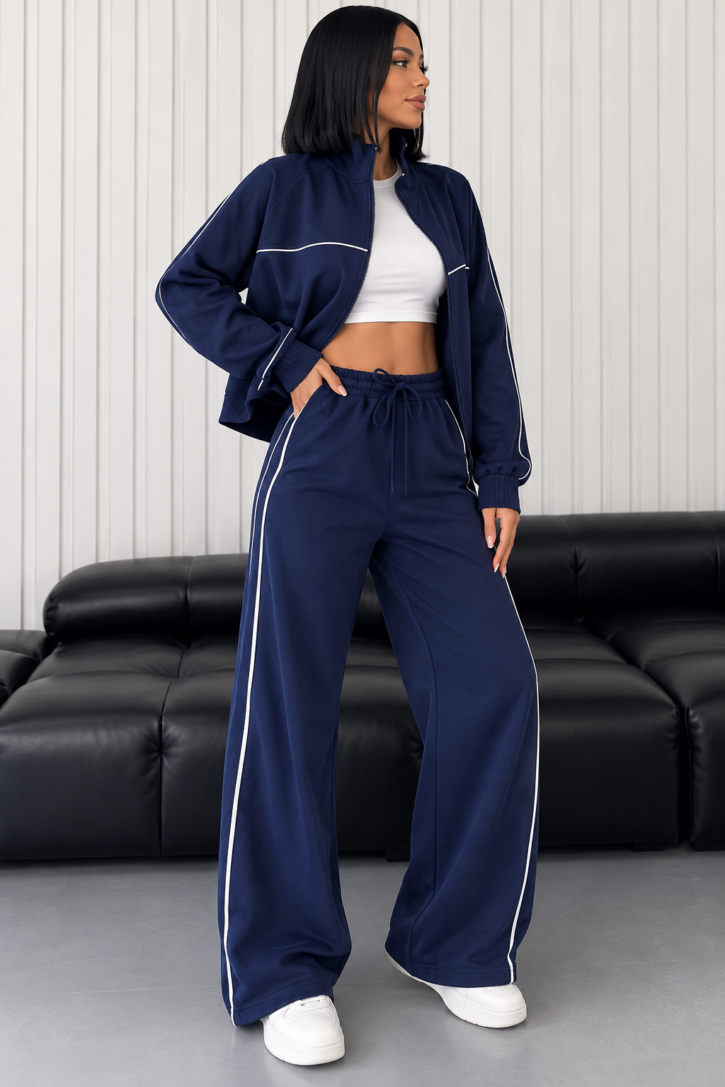 Conjunto deportivo de chaqueta y pantalón ancho a rayas